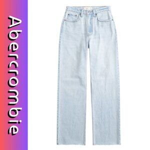 Abercrombie & Fitch Curve Love High Rise Loose Jean